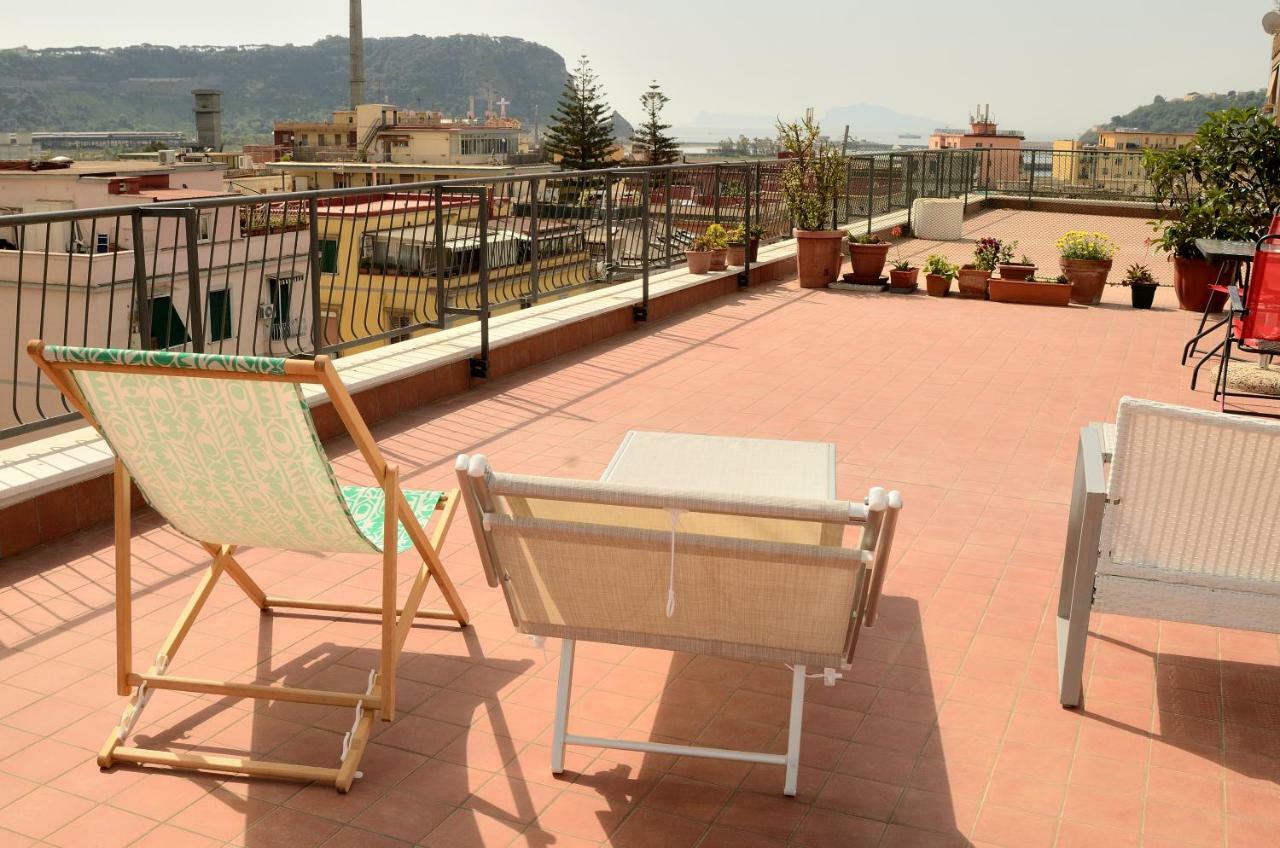 شقة Terrazza Eurialo نابولي المظهر الخارجي الصورة